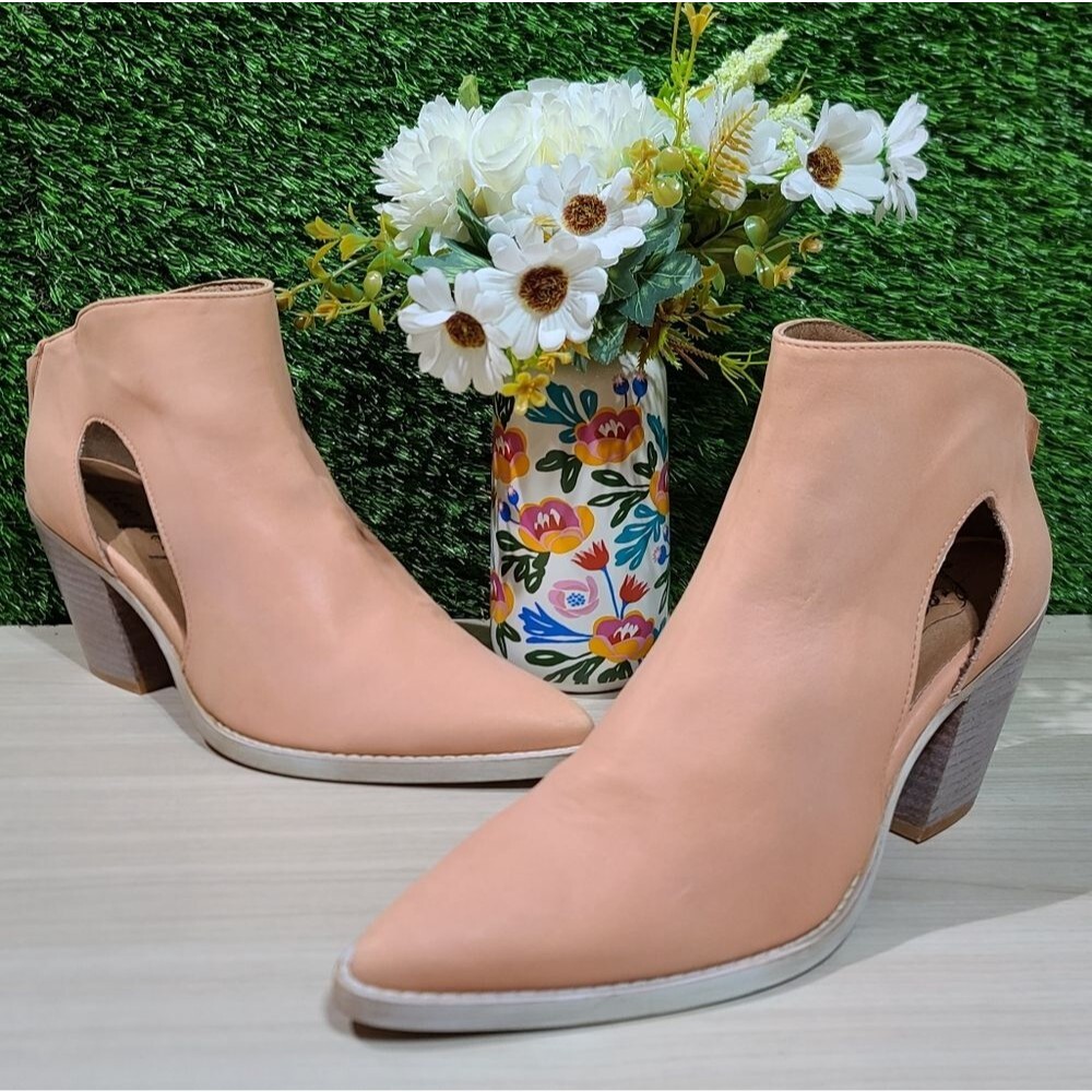 Free People Wilder Bootie - Peach EU 39 M New